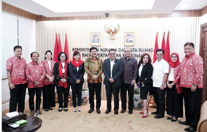 
 Menteri ATR/ Kepala BPN Hadi Tjahjanto Bersama Jajaran Menerima Kunjungan PP INI 