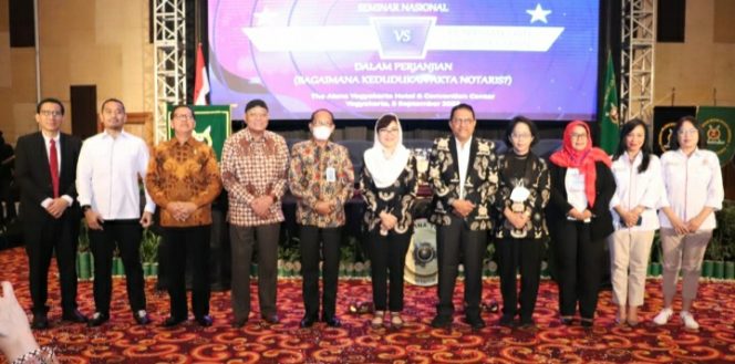 
 Seminar Nasional Yogyakarta, Ketum INI : Penguatan Keilmuan Anggota Harus Terus Dilakukan